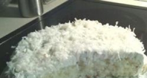 Old Fashioned Coconut Cake