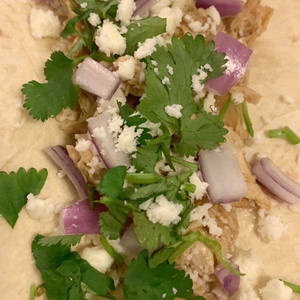 Slow Cooker Pulled Chicken Tacos