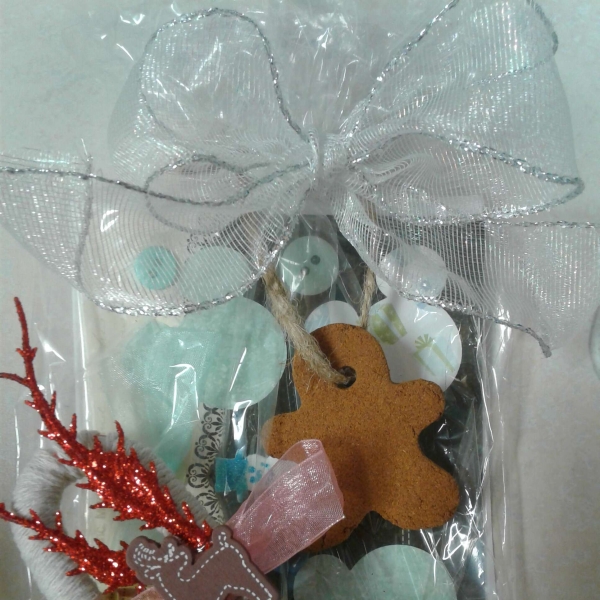 Scented Applesauce Cinnamon Ornaments