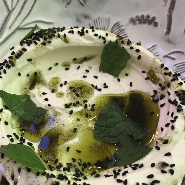 Labneh (Lebanese Cream Cheese)