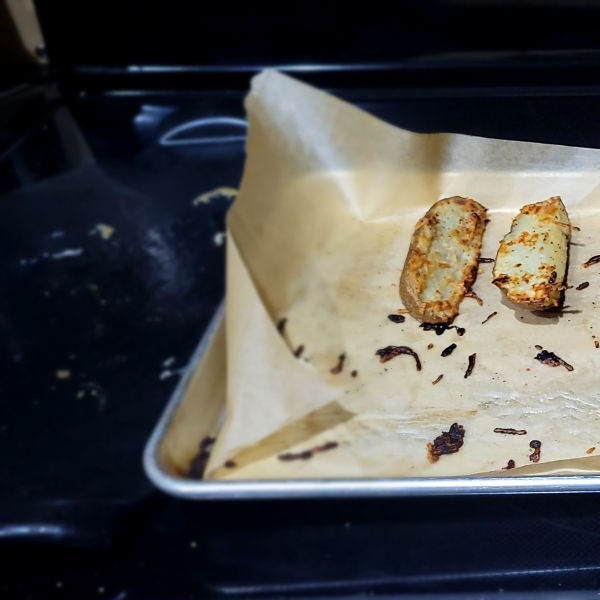 Oven-Fresh Seasoned Potato Wedges