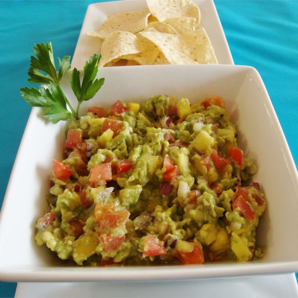 Tropiguac (Hawaiian-style Guacamole)
