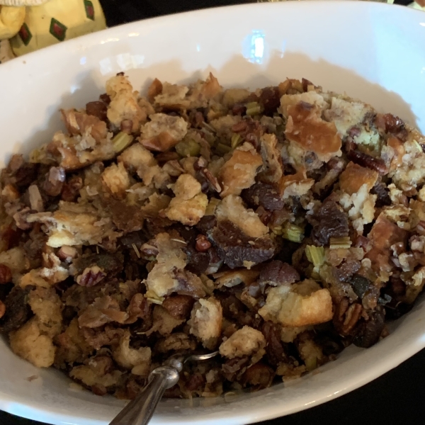 Pecan and Apricot Sourdough Bread Stuffing