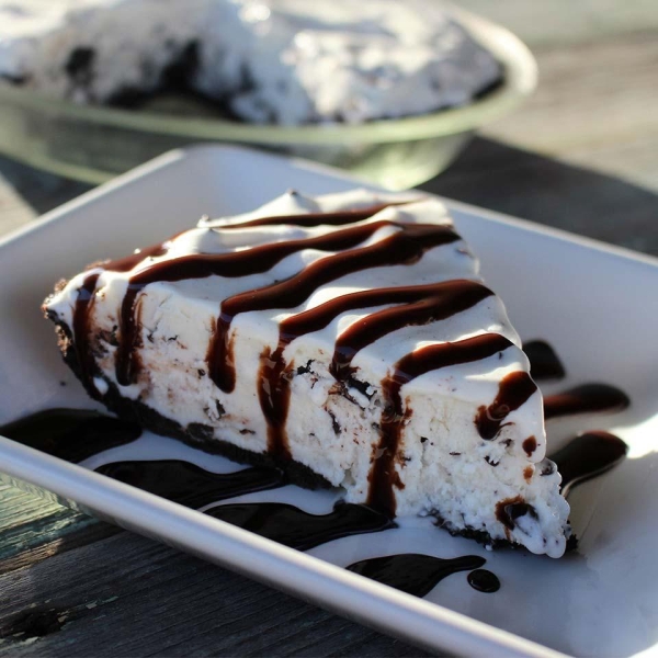 MiChoChi Ice Cream Pie (Mint Chocolate Chip)