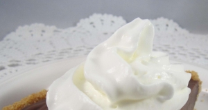 No-Bake Dark Chocolate Cream Pie