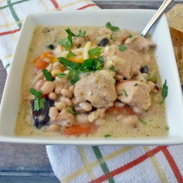 White Chicken Chili with Salsa Verde