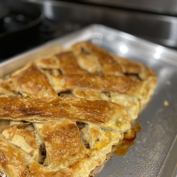 Easy Apple Strudel