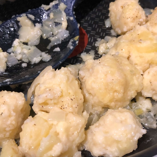 Kartoffel Kloesse (Potato Dumplings)