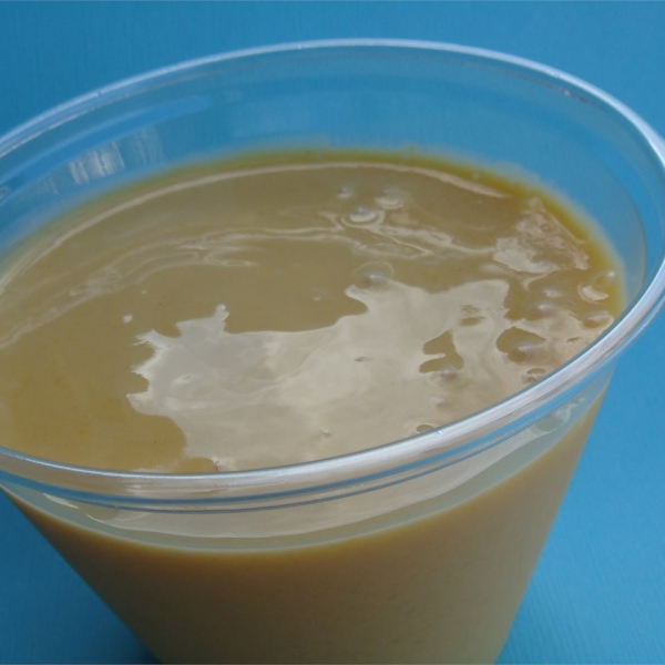 Sugar-Free Cardamom-Mango Smoothie