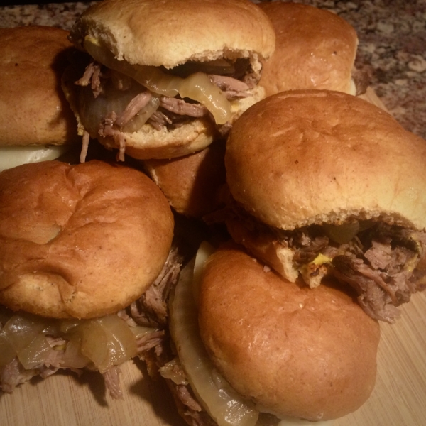 Slow Cooker Philly-Style Shredded Beef Sliders