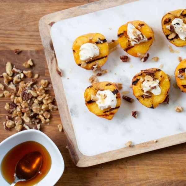 Grilled Peaches and Cream