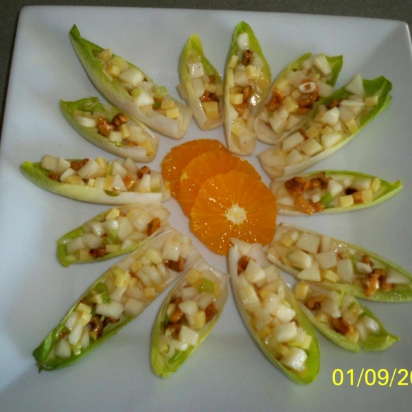 Endive Pear Salad Bites With Maple Vinaigrette