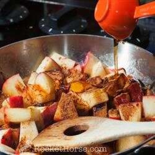 Quinoa Porridge with Cinnamon Apples