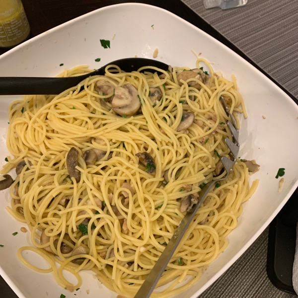 Clam Sauce with Linguine