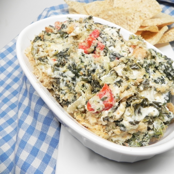 Skinny Spinach and Artichoke Dip