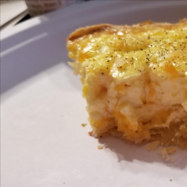 Creamy Ham and Cheese Quiche