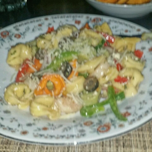 Charlotte's Tortellini Salad