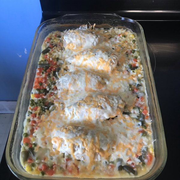 Campbell's Cheesy Chicken and Rice Casserole