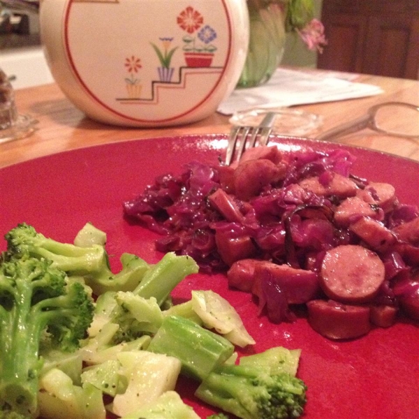 Polish Sausage with Red Cabbage