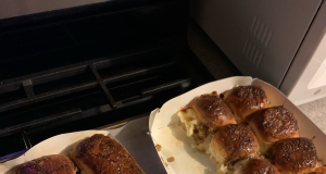 Hawaiian Roll Roast Beef and Cheese Sandwiches