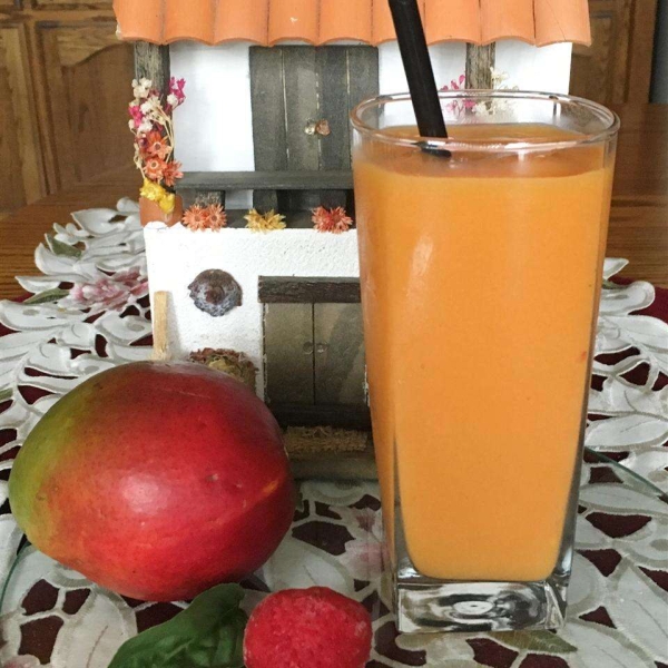 Basil Strawberry Mango Smoothie