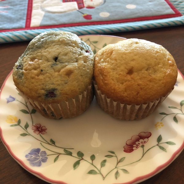 Cream Cheese-Blueberry Muffins