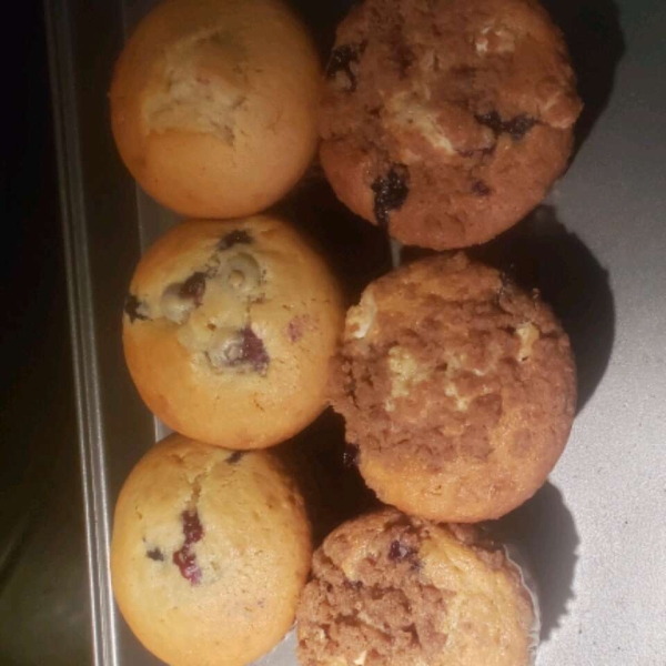 Cream Cheese-Blueberry Muffins