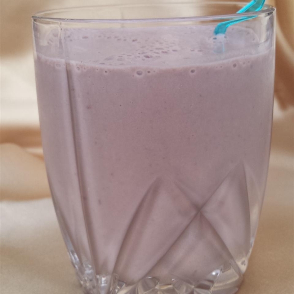 Very Berry Chocolate Milk Shake