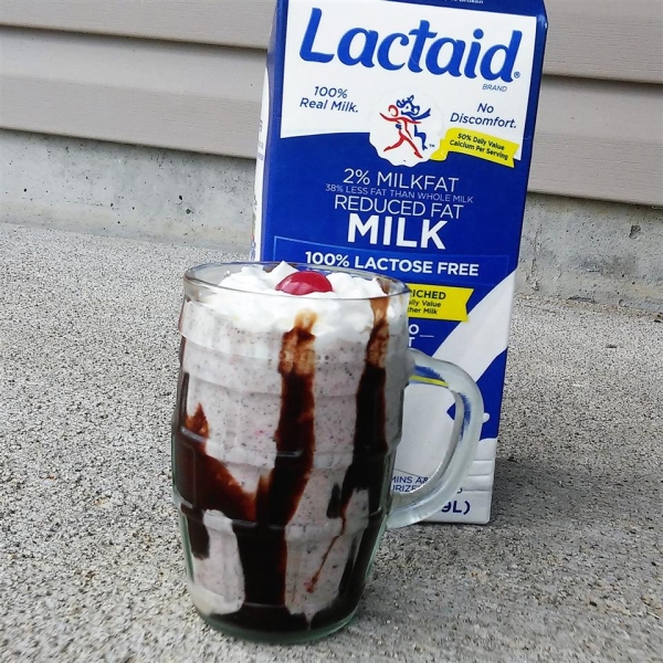 Very Berry Chocolate Milk Shake