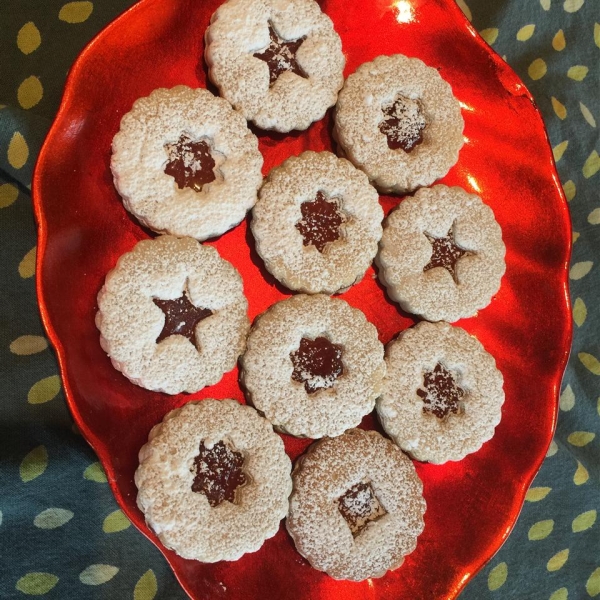 Raspberry Linzer Cookies