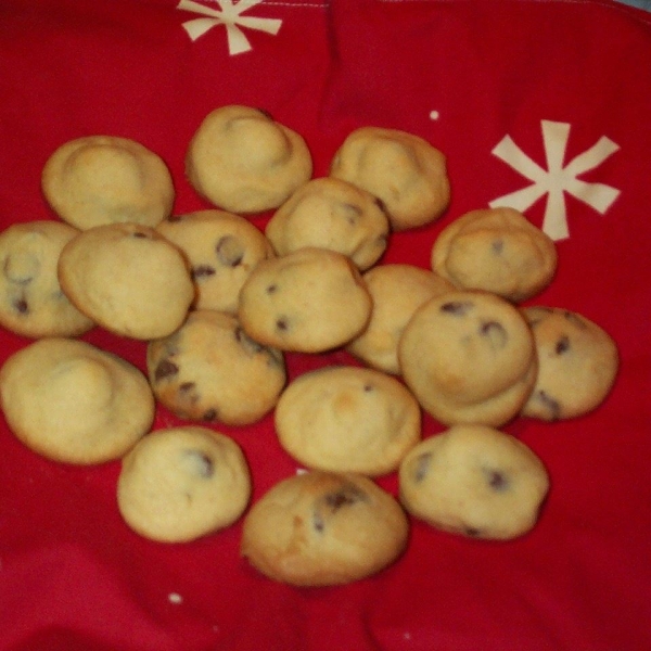 Chocolate Chip Kiss Cookies