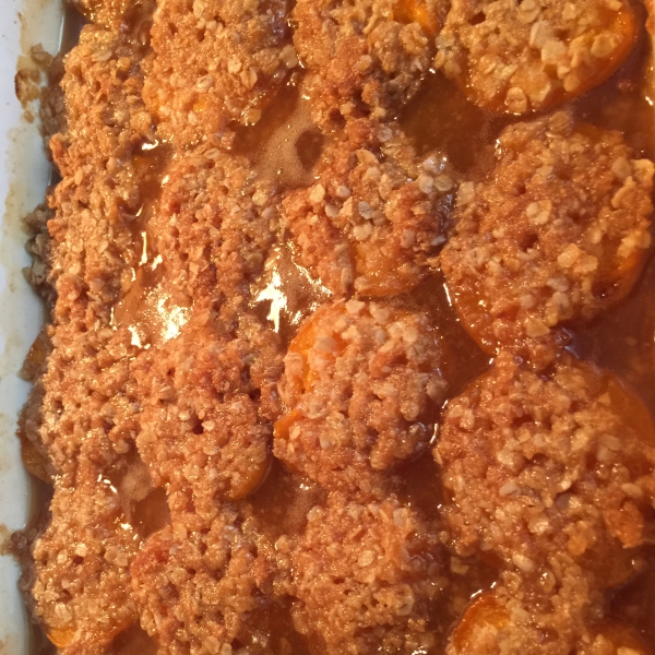 Fresh Apricot Crisp