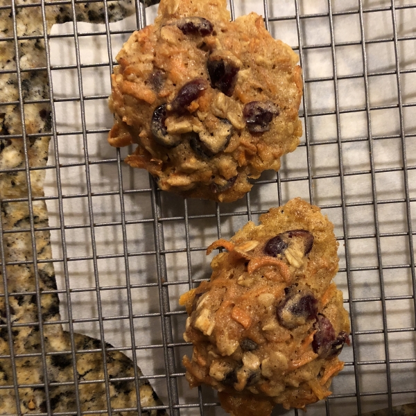 Oatmeal Carrot Craisin® Cookies