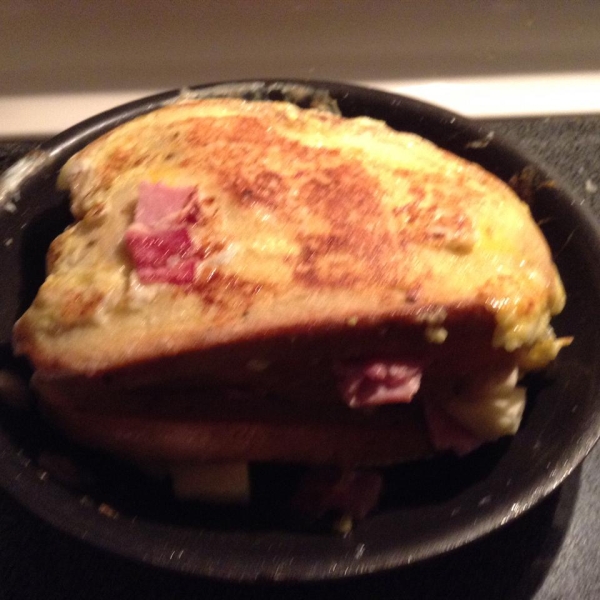 Apple Ham Grilled Cheese
