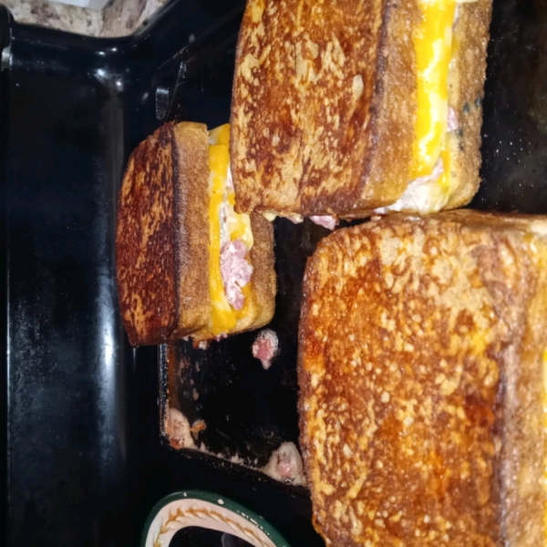 Apple Ham Grilled Cheese