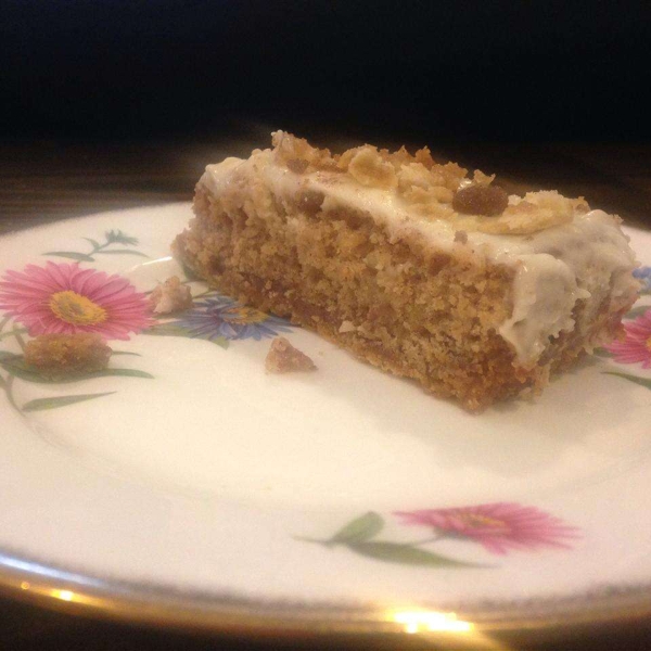 Cinnamon-Brown Sugar Pop-Tart Cake
