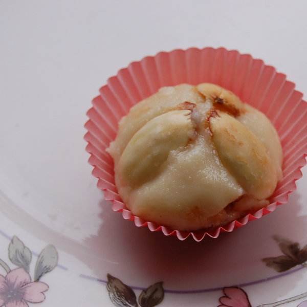 Bethmaennchen (German Marzipan Christmas Cookies)