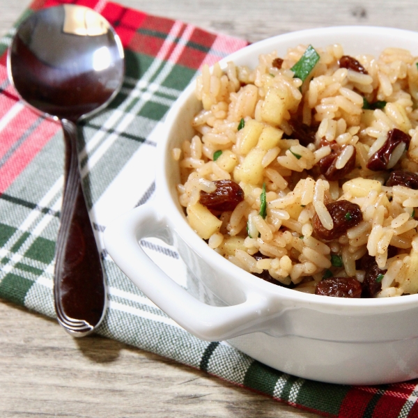 Cinnamon Rice with Apples