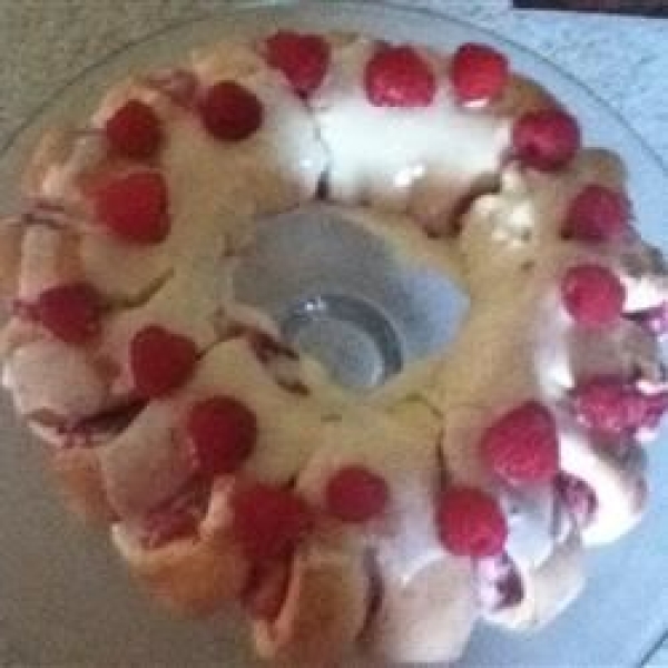 Swedish Tea Ring with Pecans