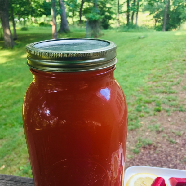 Rhubarb Iced Tea
