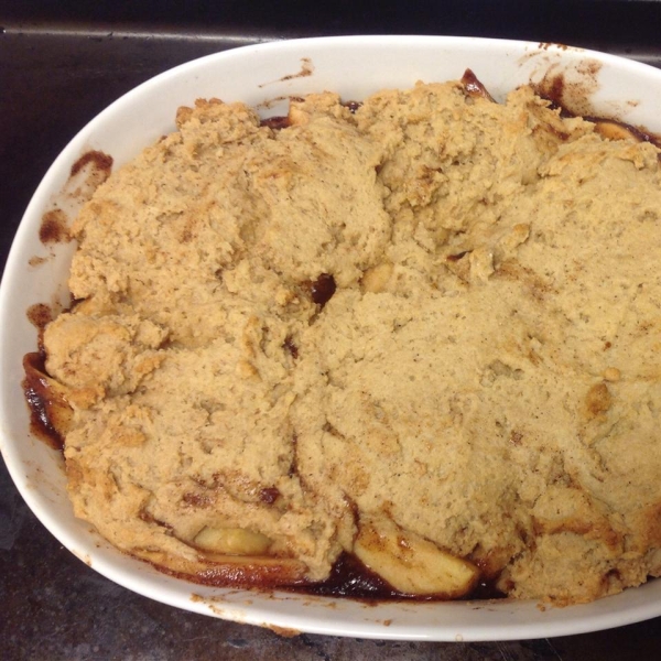 Warm Apple Cinnamon Cobbler
