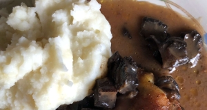 Mushroom Chicken in Sour Cream Sauce