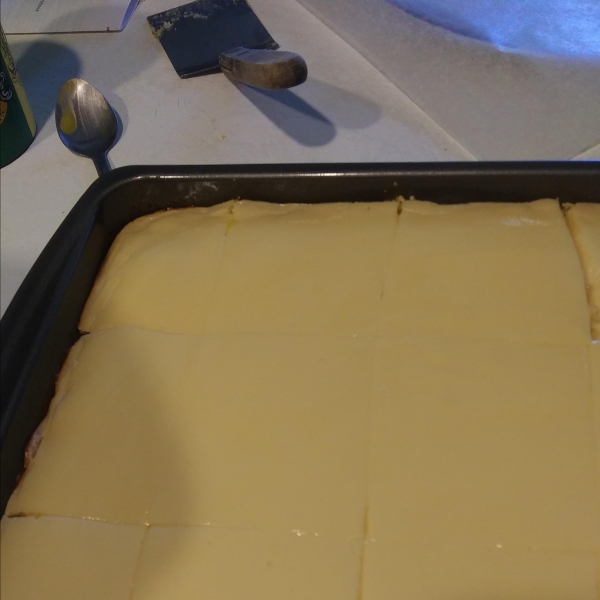 Sunshine Lemon Bars