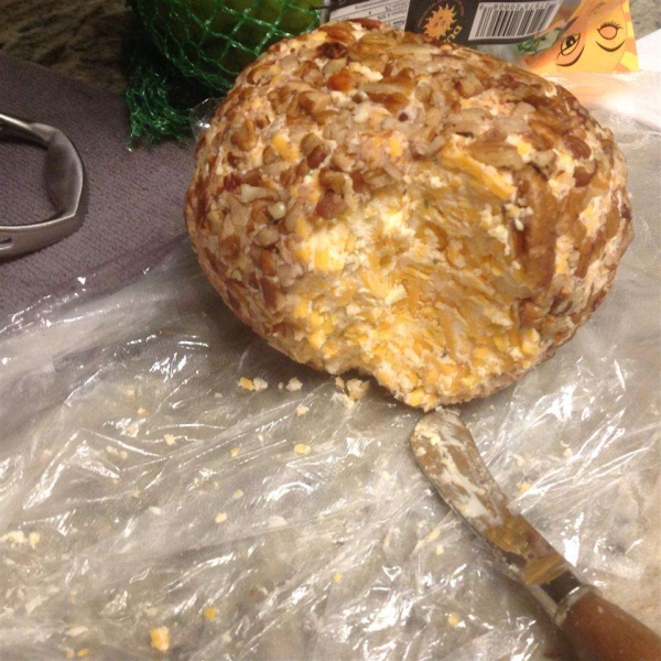 Christmas Cheese Ball
