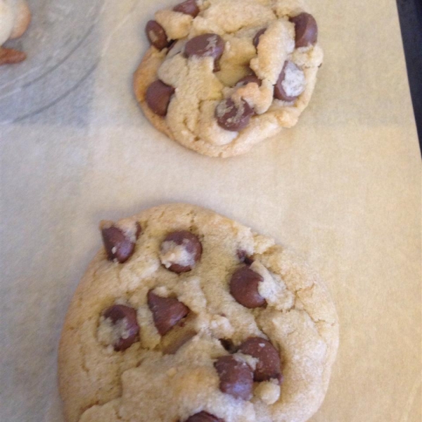 Liz's Astounding Chocolate Chip Cookies