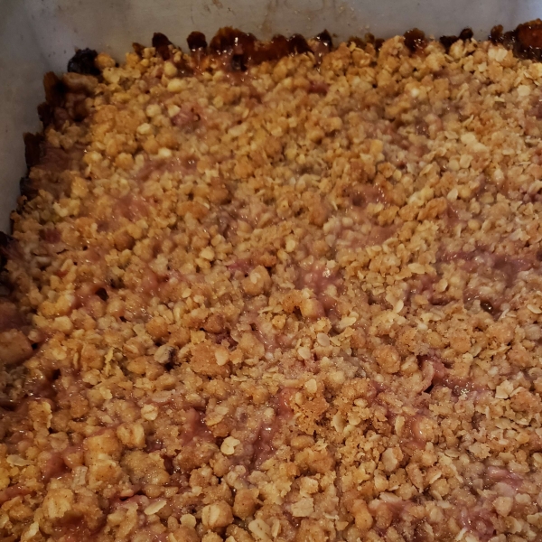 Easy Rhubarb Crisp