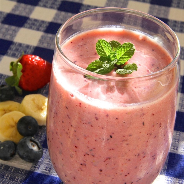 Banana Berry Smoothie with Truvia® Natural Sweetener