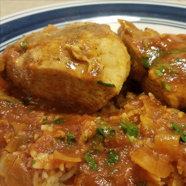 African Chicken in Spicy Red Sauce