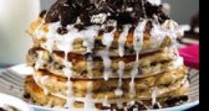 Copycat Milk 'n Cookies Pancakes