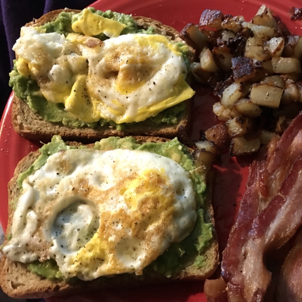 Avocado Toast with Egg
